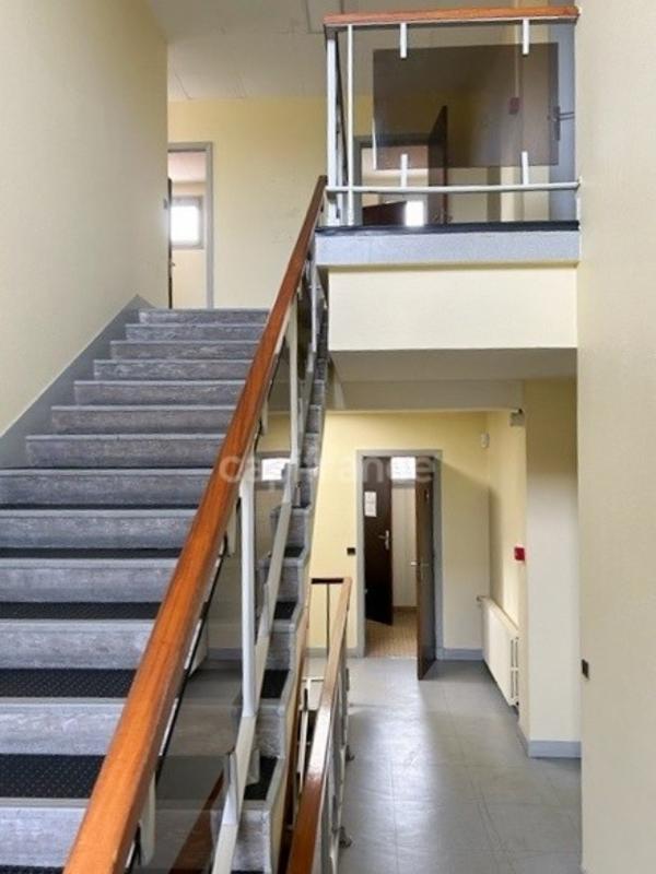 Immeuble - 170 m² - 1 pièce