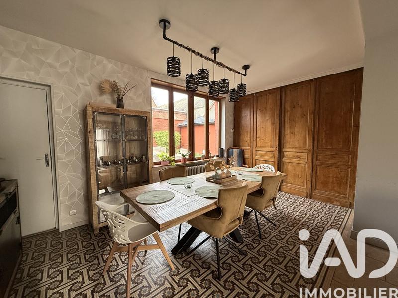 Maison - 172 m² - 7 pièces