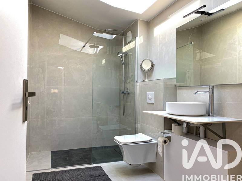 Maison de maîtres - 270 m² - 9 pièces