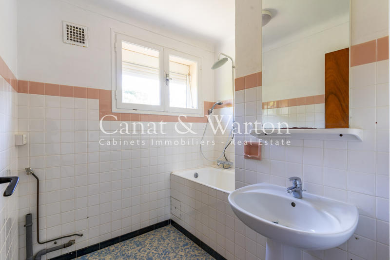 Villa - 269 m² - 12 pièces