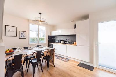 Maison - 120 m² - 7 pièces