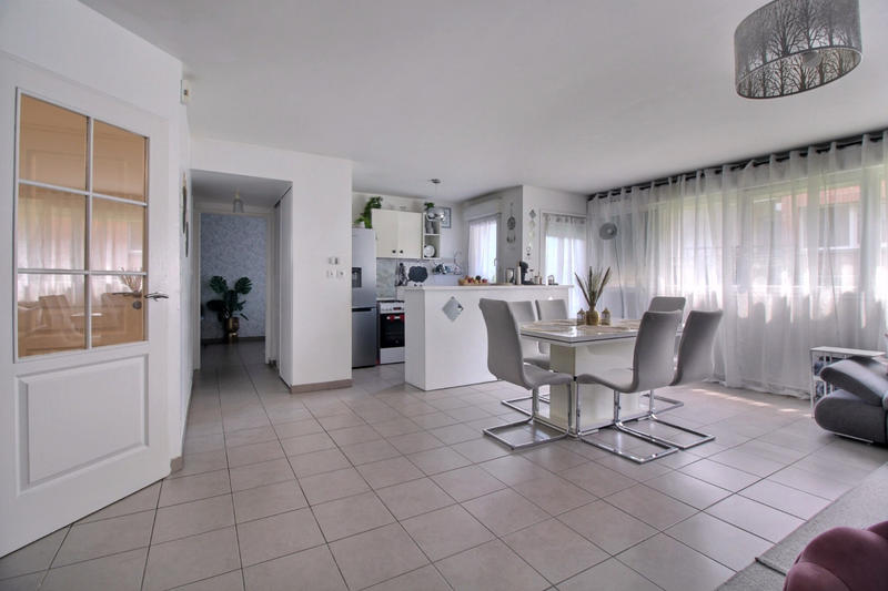 Appartement - 77 m² - 3 pièces