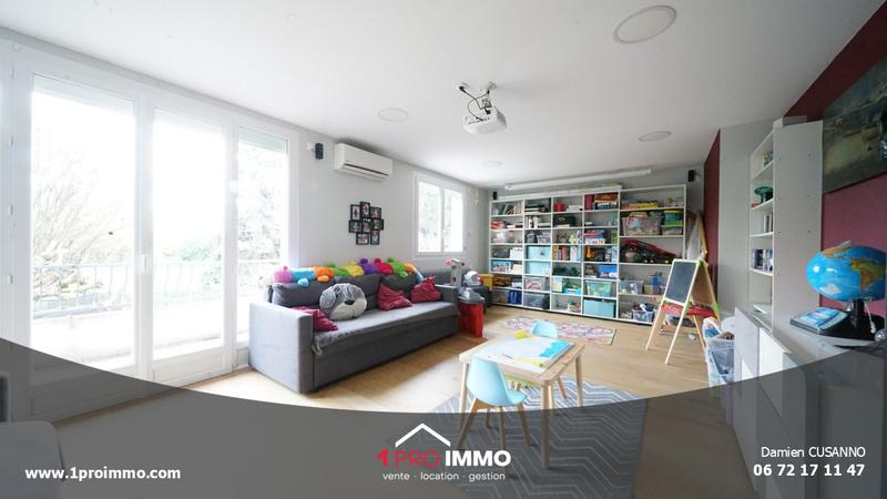 Maison - 185 m² - 6 pièces