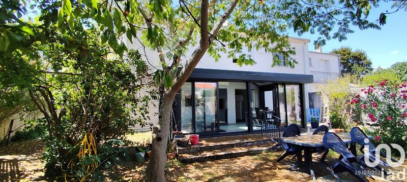 Maison - 160 m² - 5 pièces