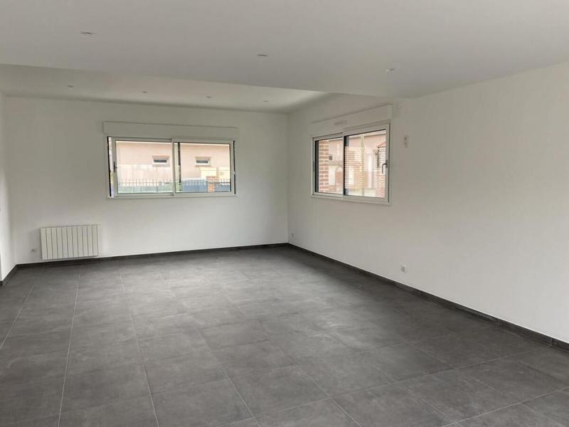 Propriété - 229 m² - 12 pièces