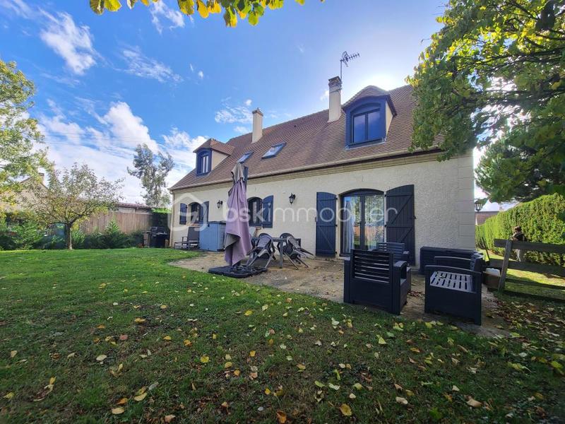 Pavillon - 185 m² - 9 pièces