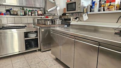 Magasins - 75 m² - 1 pièce