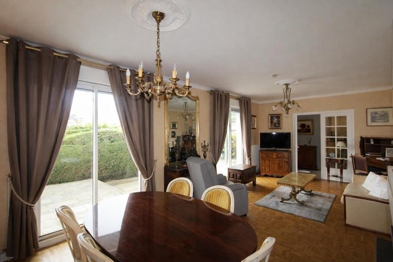 Maison - 182 m² - 7 pièces