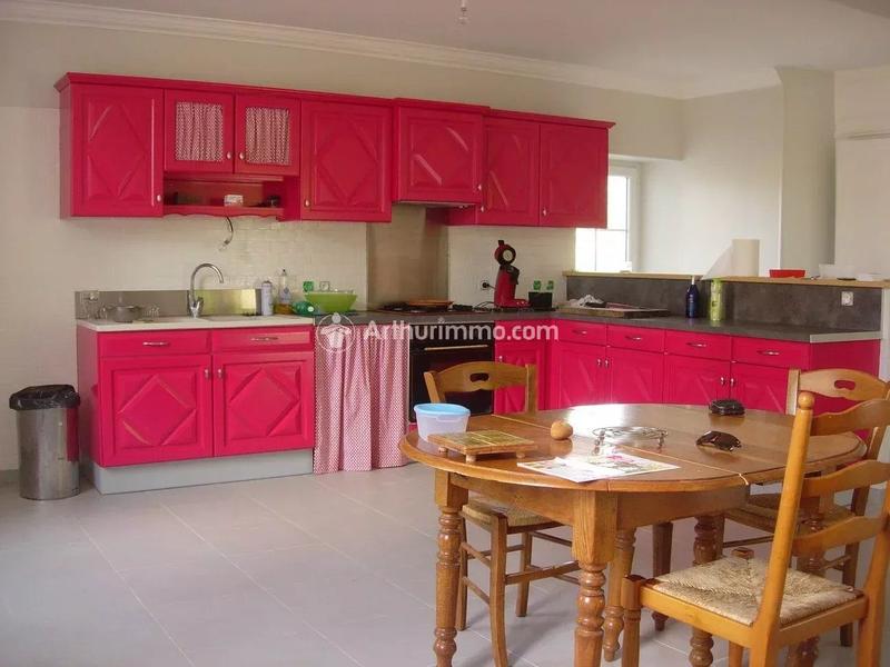 Maison - 190 m² - 9 pièces