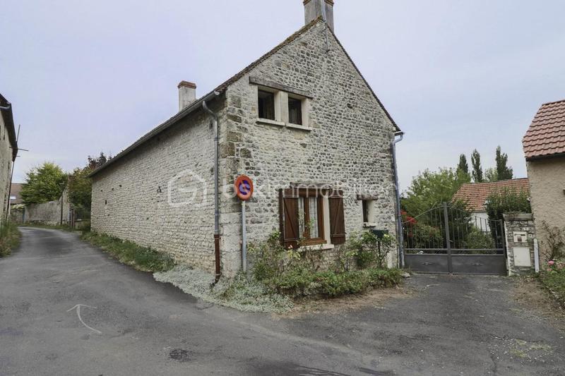 Maison - 96 m² - 5 pièces