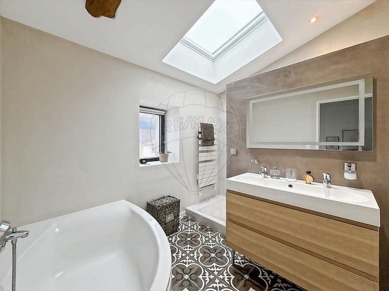 Maison - 115 m² - 4 pièces