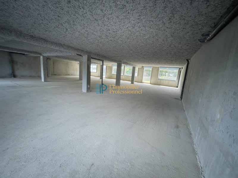 Local commercial - 137 m²