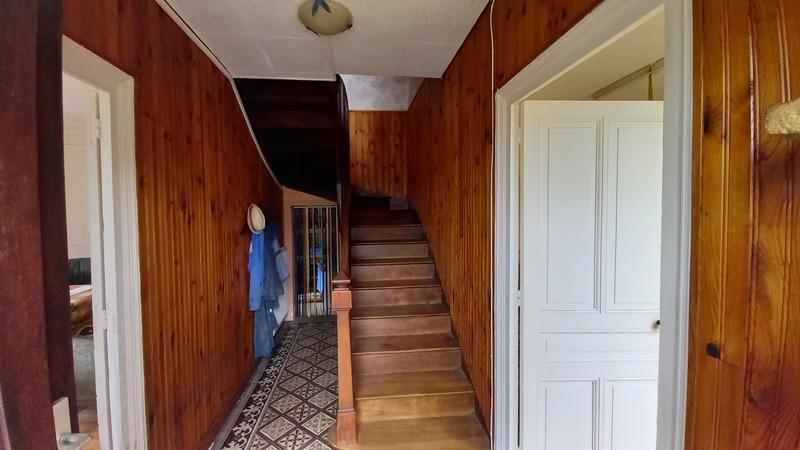 Maison - 94 m² - 6 pièces