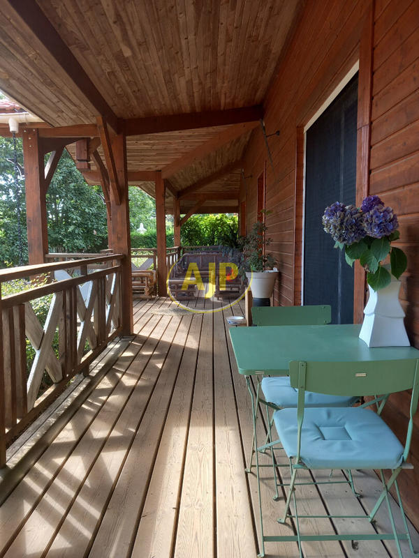 Maison - 147 m² - 4 pièces