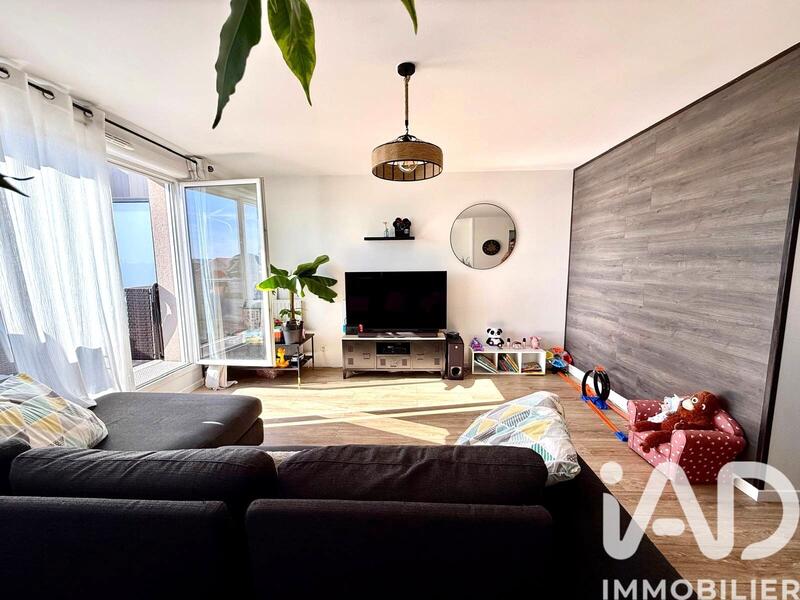 Appartement - 81 m² - 4 pièces