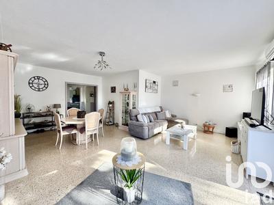 Maison - 216 m² - 7 pièces