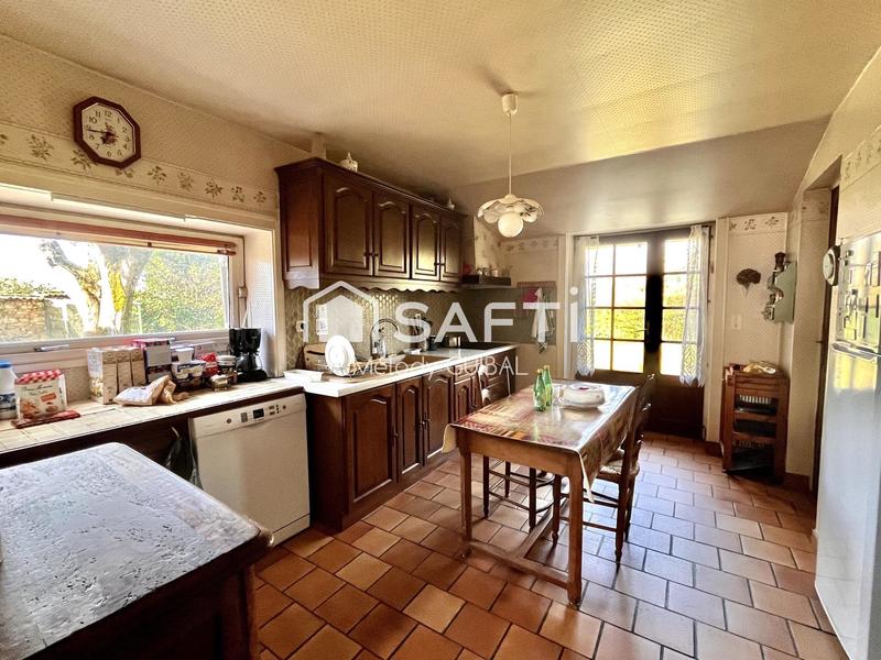 Maison - 206 m² - 7 pièces