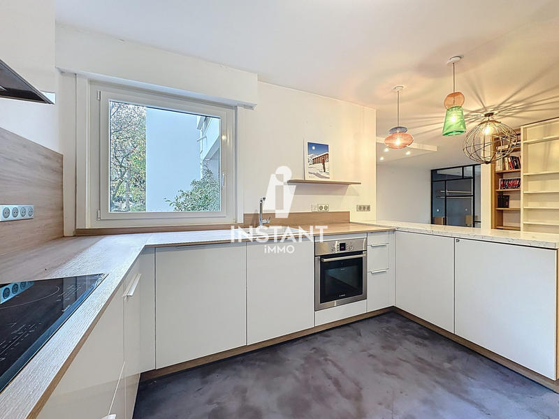 Appartement - 90 m² - 5 pièces