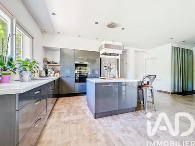 Maison - 142 m² - 5 pièces