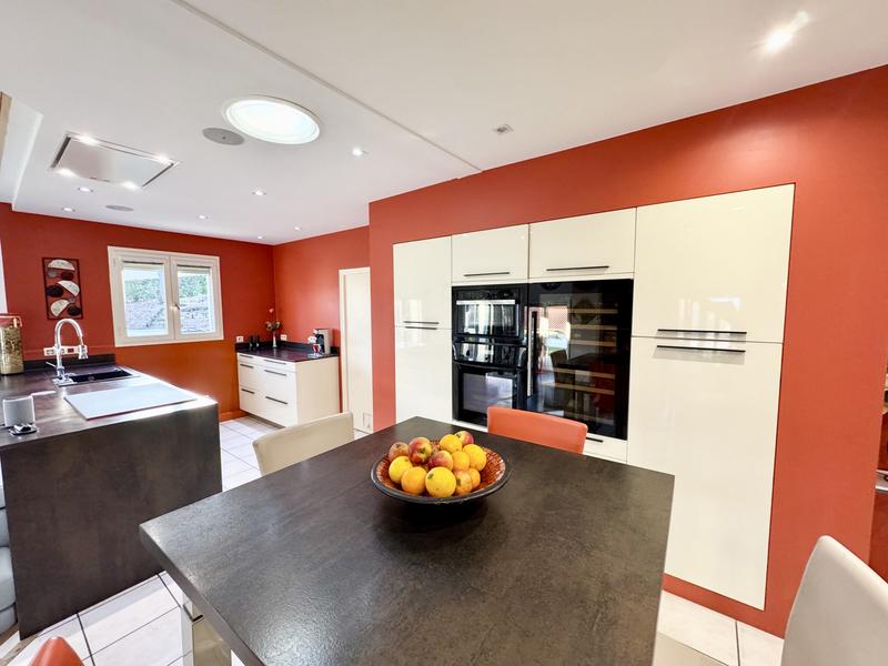 Maison - 148 m² - 5 pièces