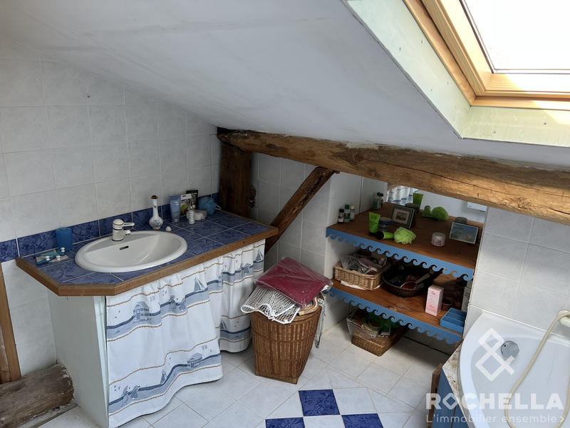 Maison ancienne - 217 m² - 7 pièces