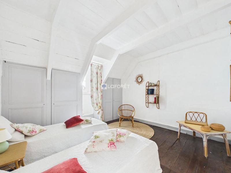 Maison bourgeoise - 196 m² - 12 pièces