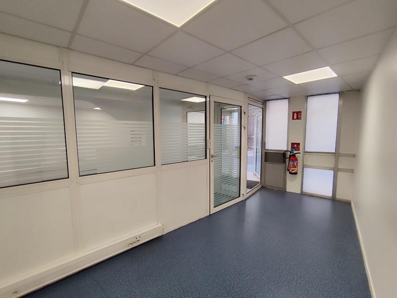 Local d'activités - 62 m²