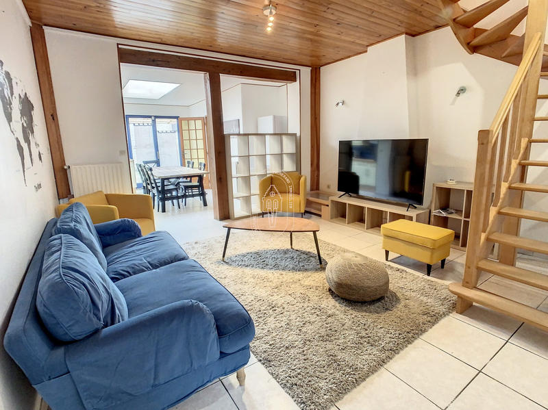 Maison - 111 m² - 6 pièces