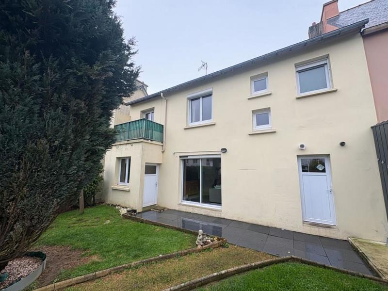 Maison - 100 m² - 5 pièces