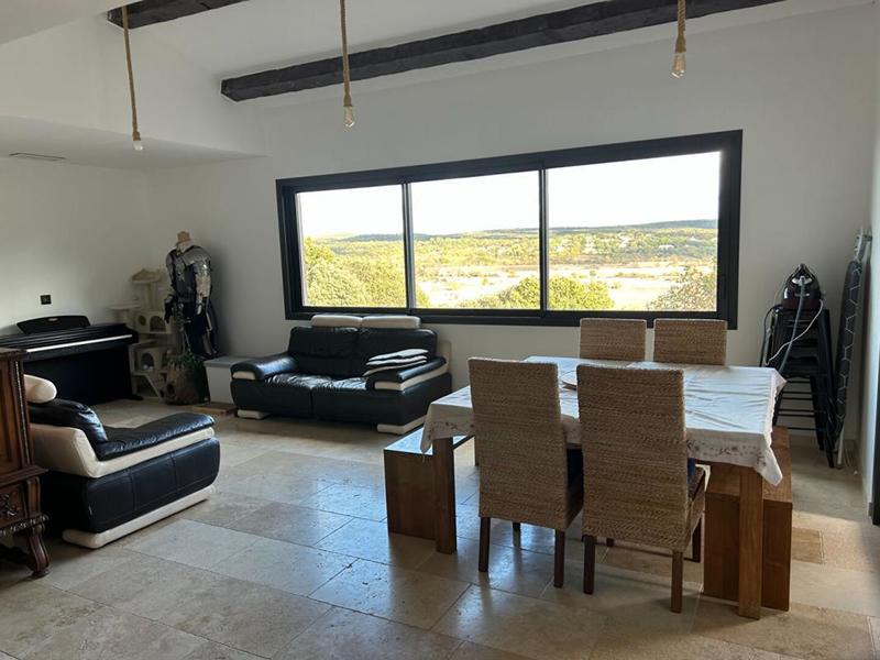 Maison - 252 m² - 8 pièces