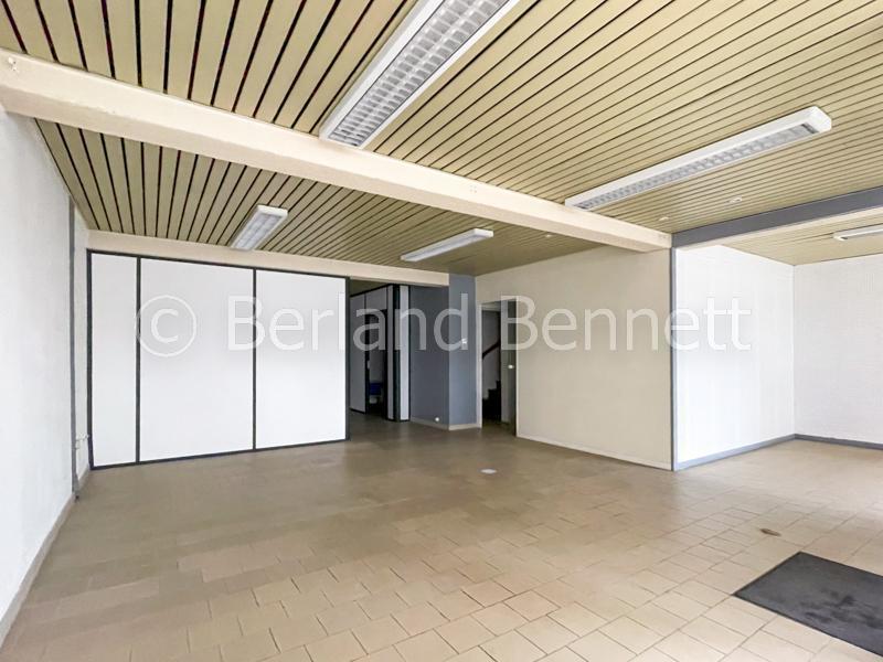 Maison - 300 m² - 7 pièces