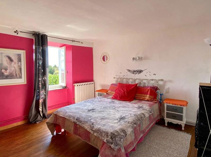 Propriété - 200 m² - 8 pièces