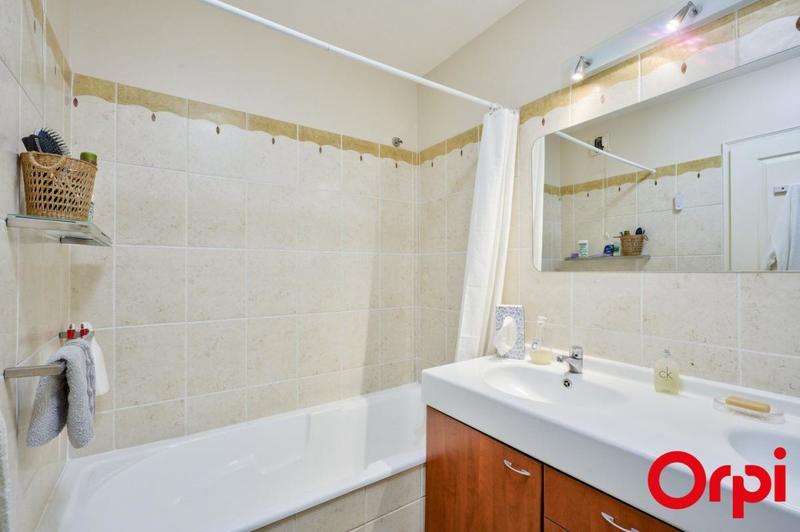 Appartement - 83 m² - 3 pièces