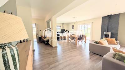 Maison - 140 m² - 6 pièces