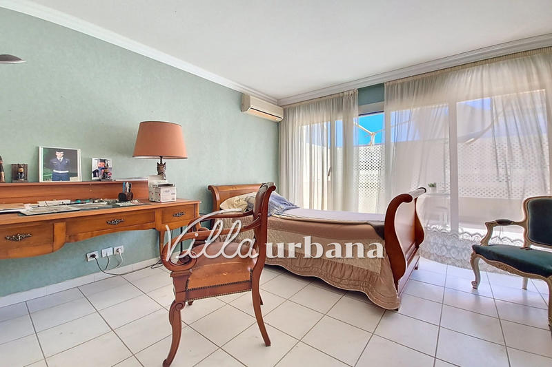 Appartement - 118 m² - 4 pièces