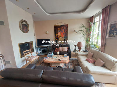 Appartement - 195 m² - 6 pièces