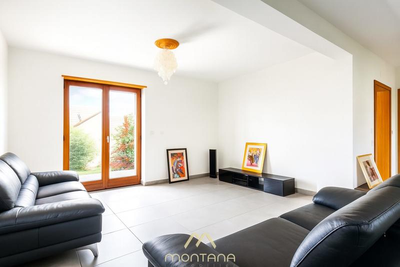 Maison - 230 m² - 7 pièces