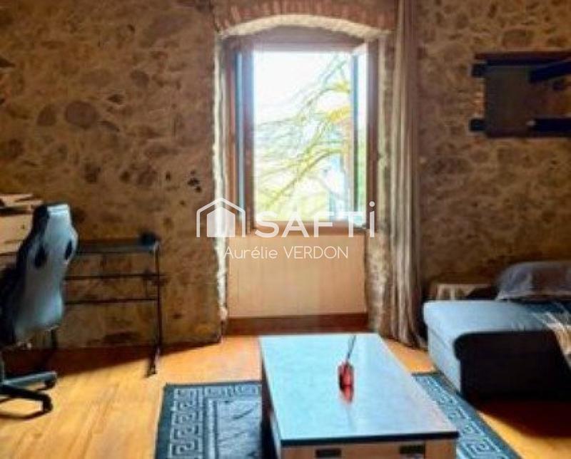 Maison - 206 m² - 5 pièces