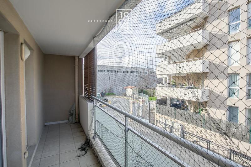 Appartement - 77 m² - 4 pièces