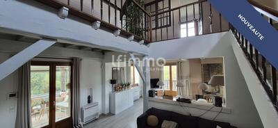 Maison - 226 m² - 8 pièces