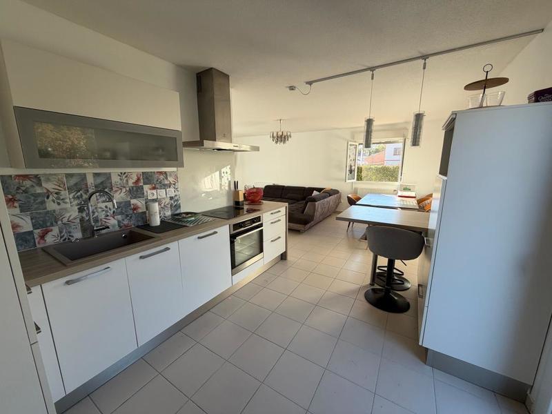 Maison - 88 m² - 5 pièces