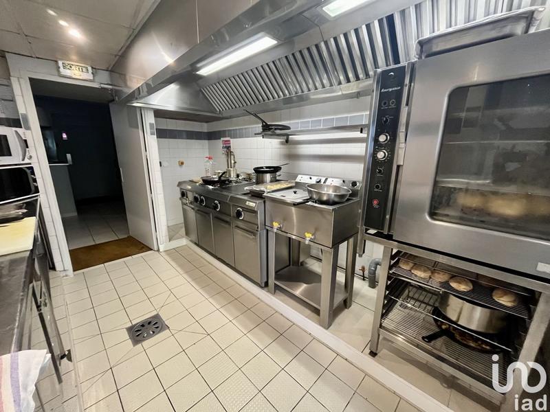 Local commercial - 1 500 m²