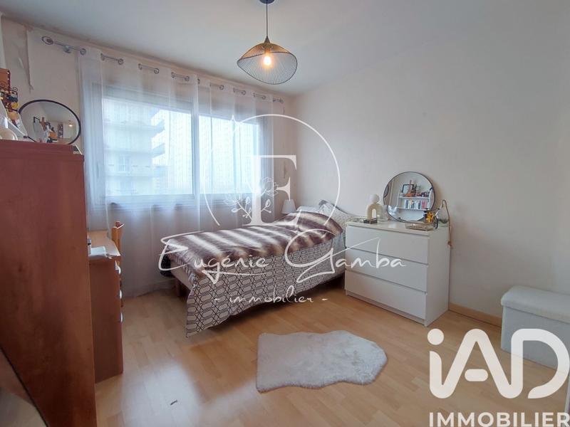 Appartement - 80 m² - 4 pièces