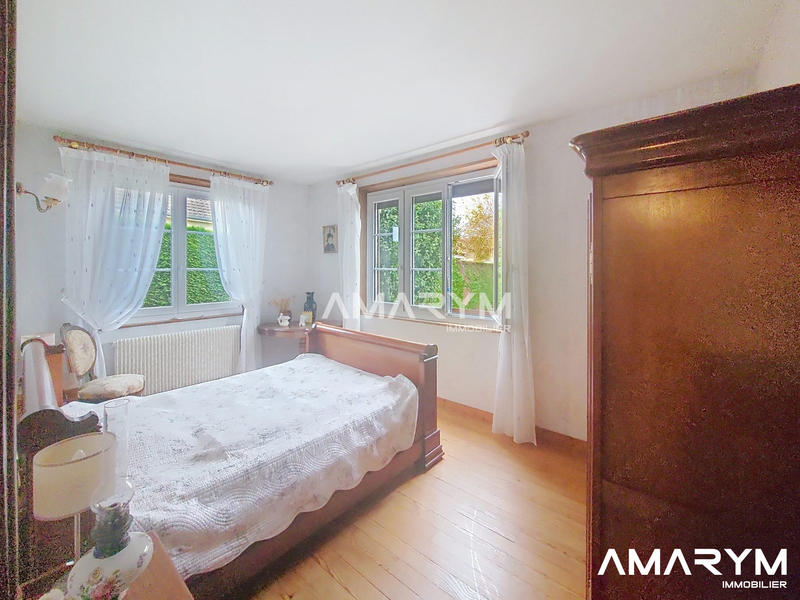 Maison - 180 m² - 6 pièces