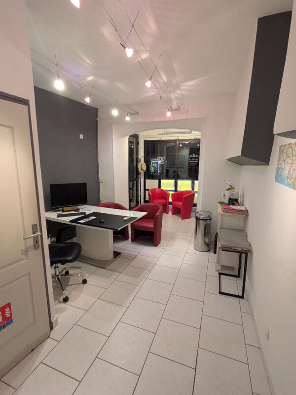 Local commercial - 30 m² - 1 pièce
