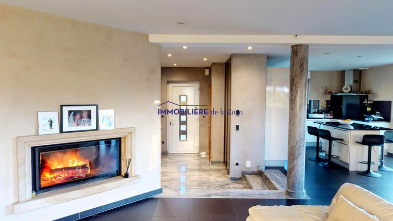 Maison - 196 m² - 8 pièces