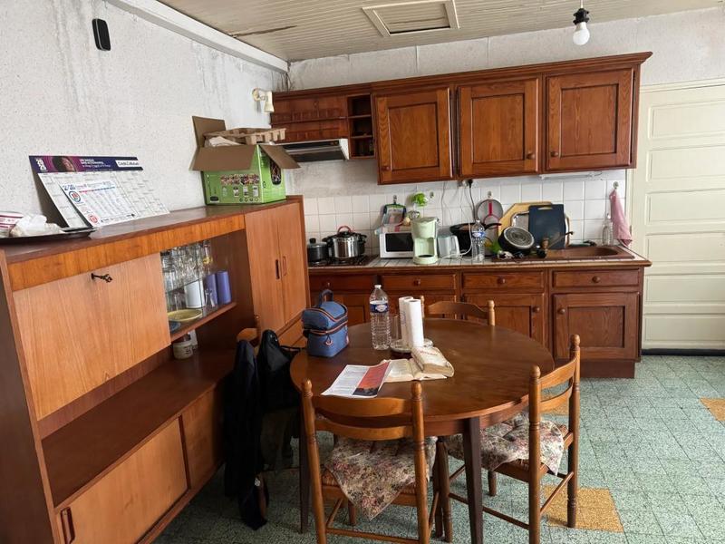 Propriété - 230 m² - 8 pièces