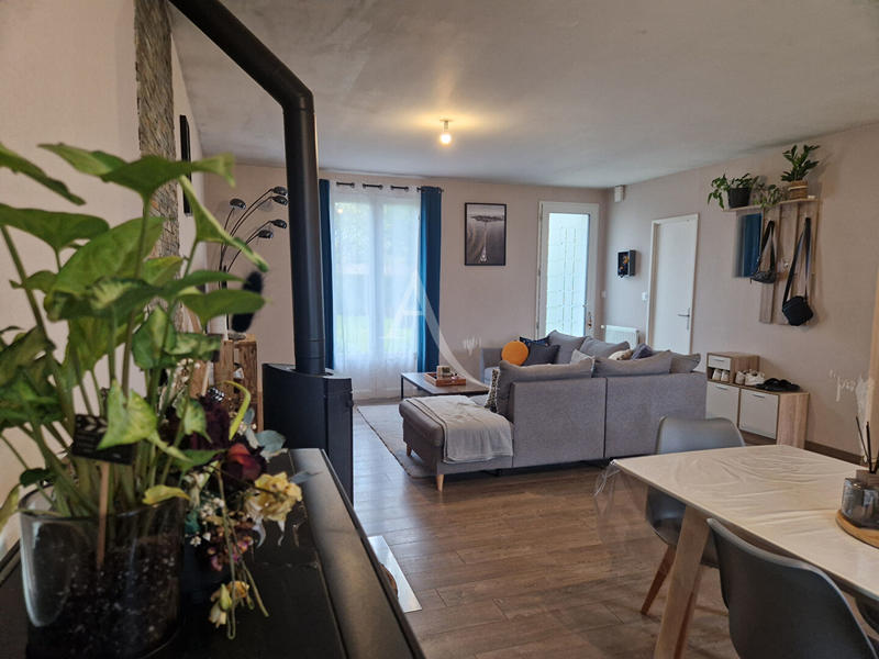 Maison - 89 m² - 5 pièces