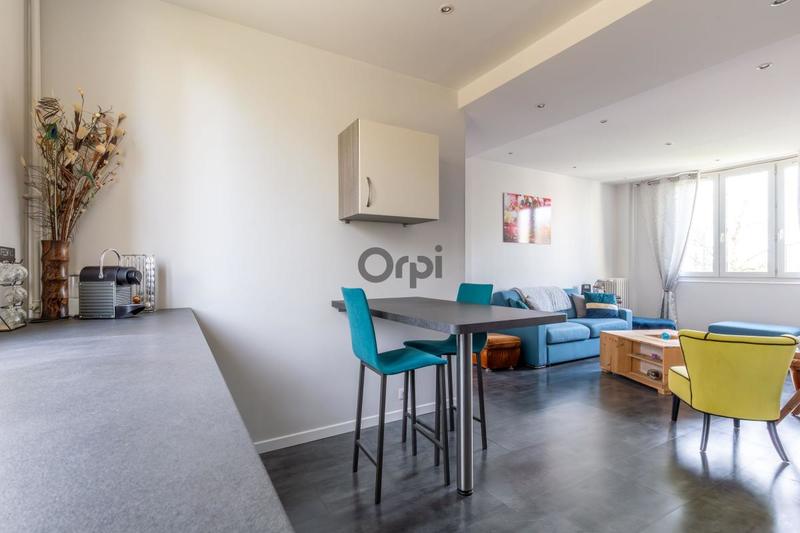 Appartement - 74 m² - 4 pièces