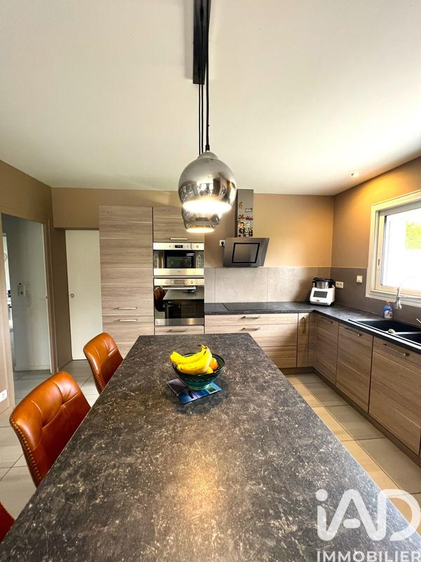 Maison - 122 m² - 5 pièces